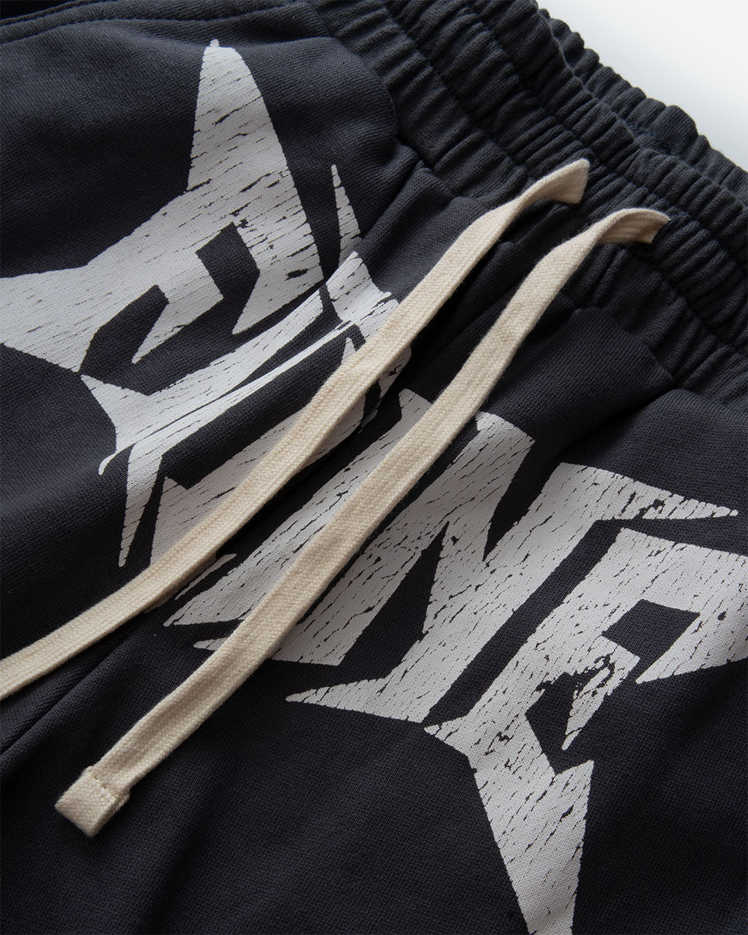 Fitline Gothic Sweatshort