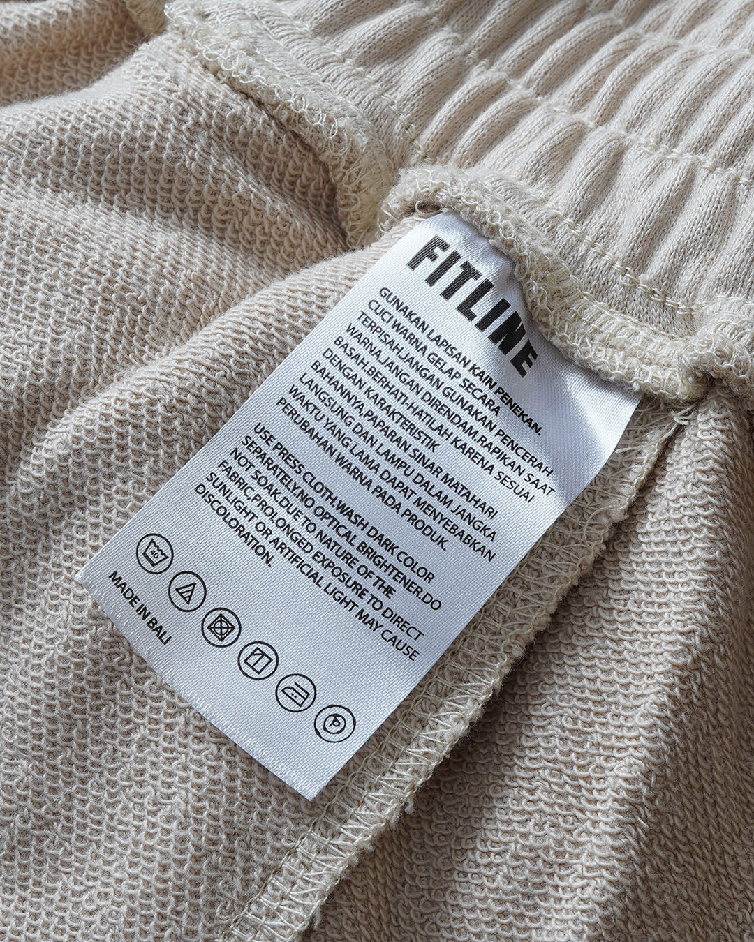 Fitline Gothic Sweatshort