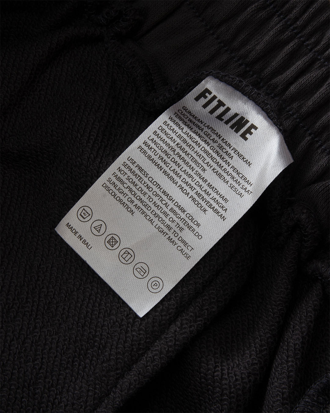 Fitline Gothic Sweatshort