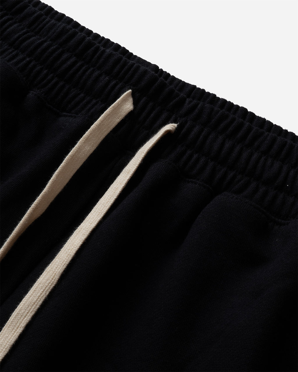 Fitline Logotype Sweatshort - Black