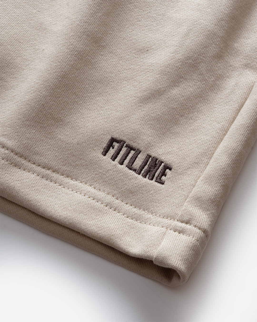 Fitline Logotype Sweatshort - Beige